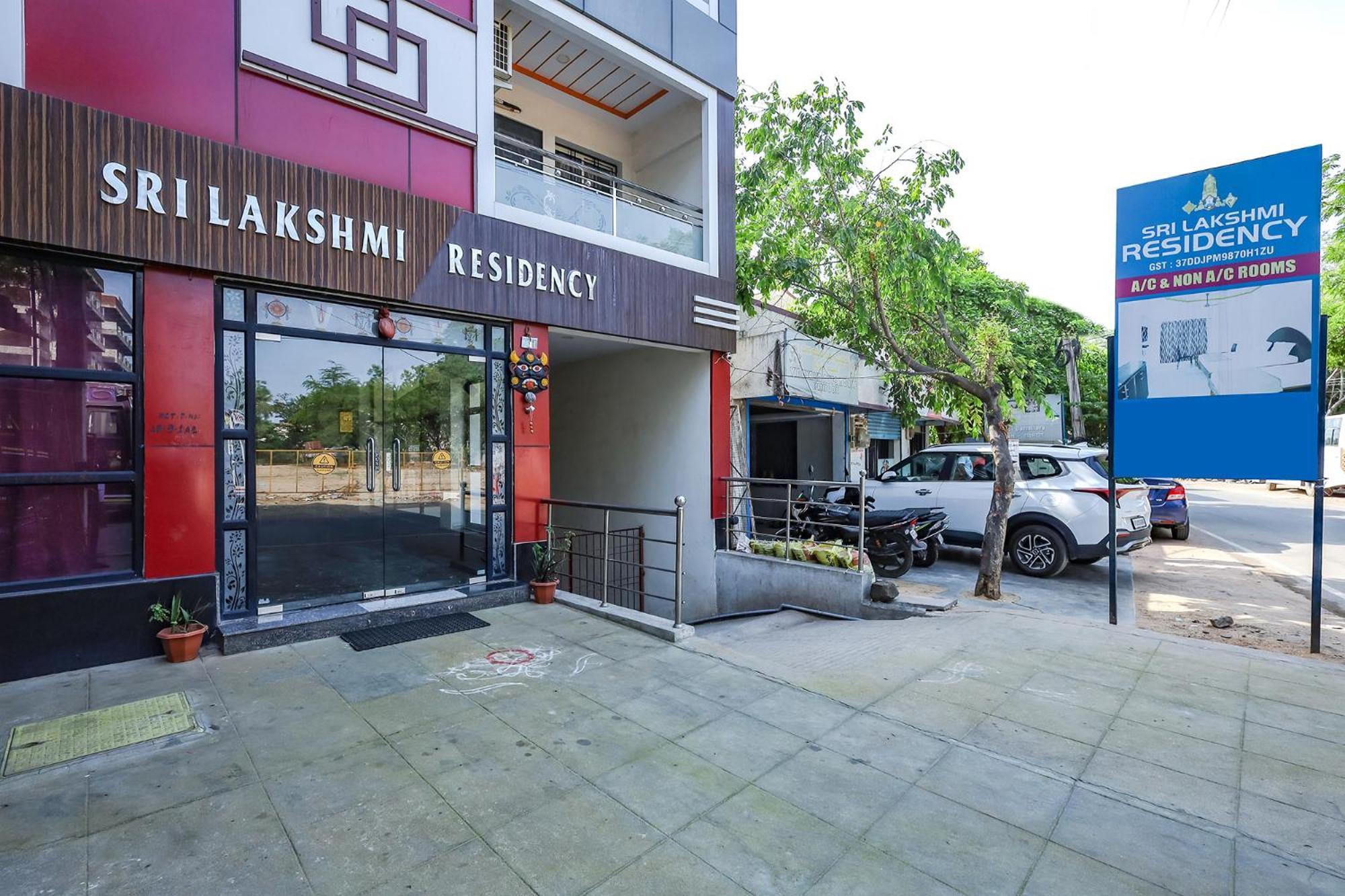 Capital O Lakshmi Residency Hotel Tirupati Exterior photo