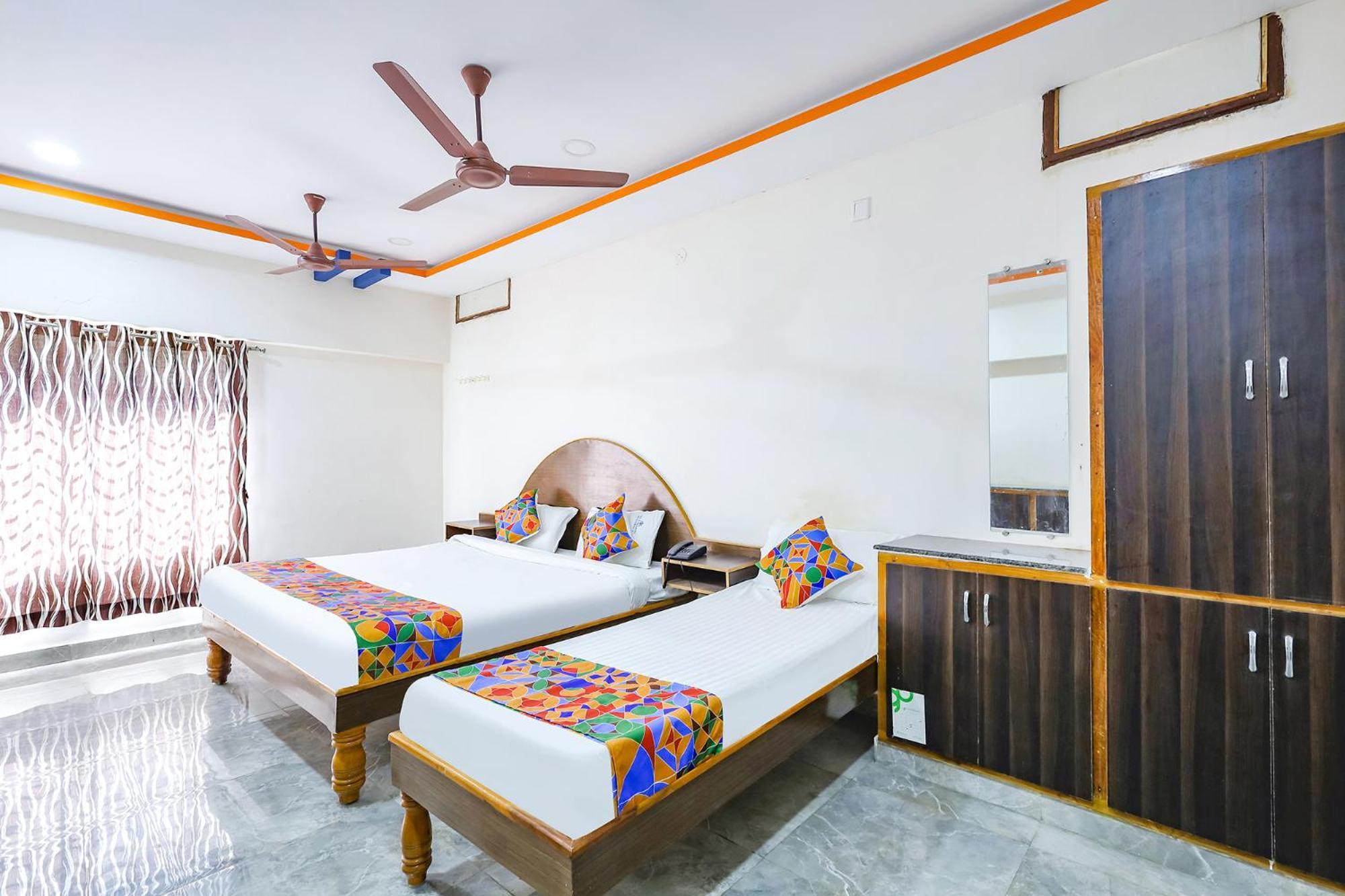 Capital O Lakshmi Residency Hotel Tirupati Exterior photo