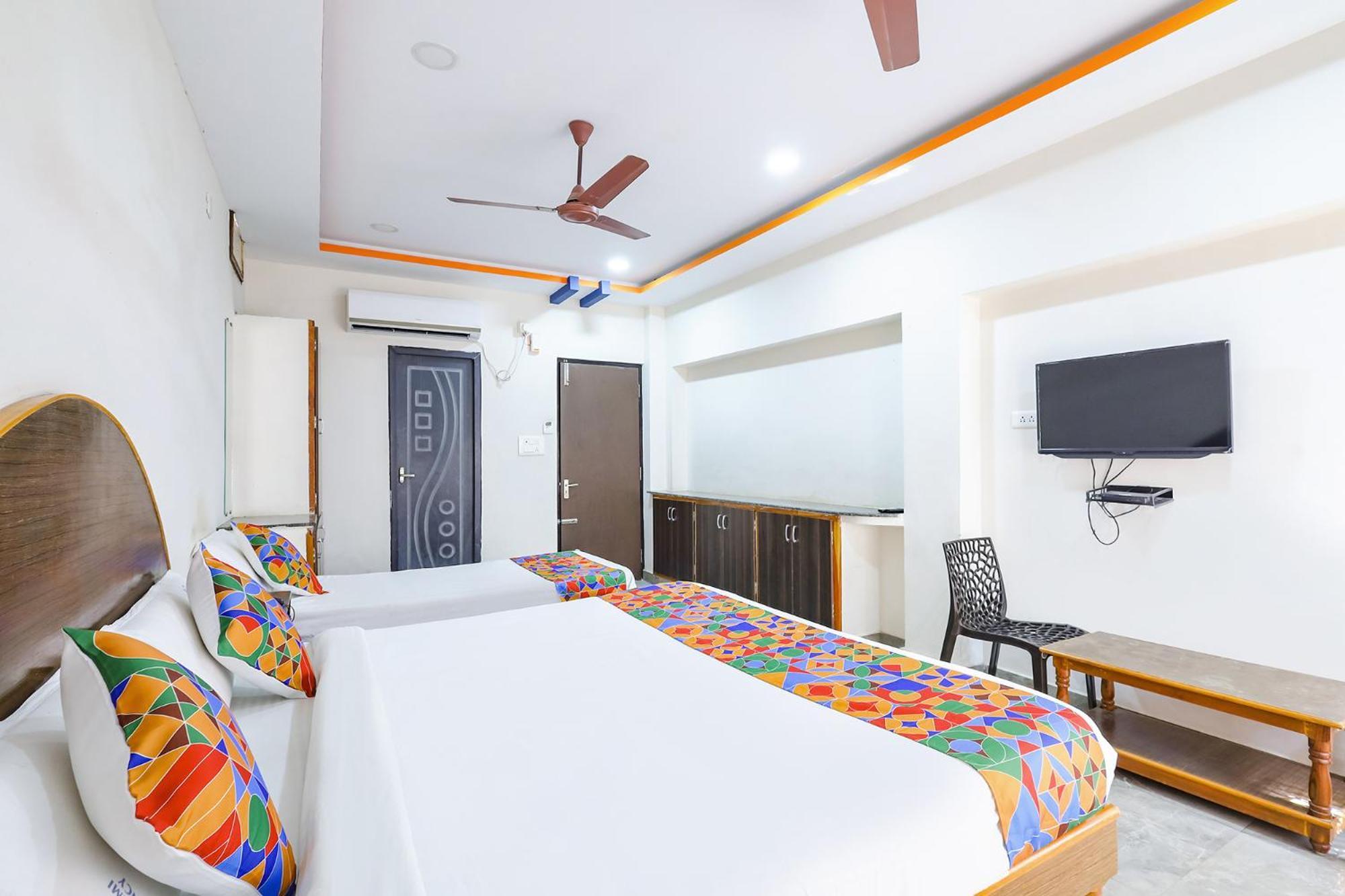 Capital O Lakshmi Residency Hotel Tirupati Exterior photo
